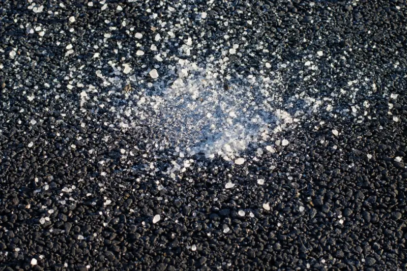Magnesium Chloride on driveway for ice melting