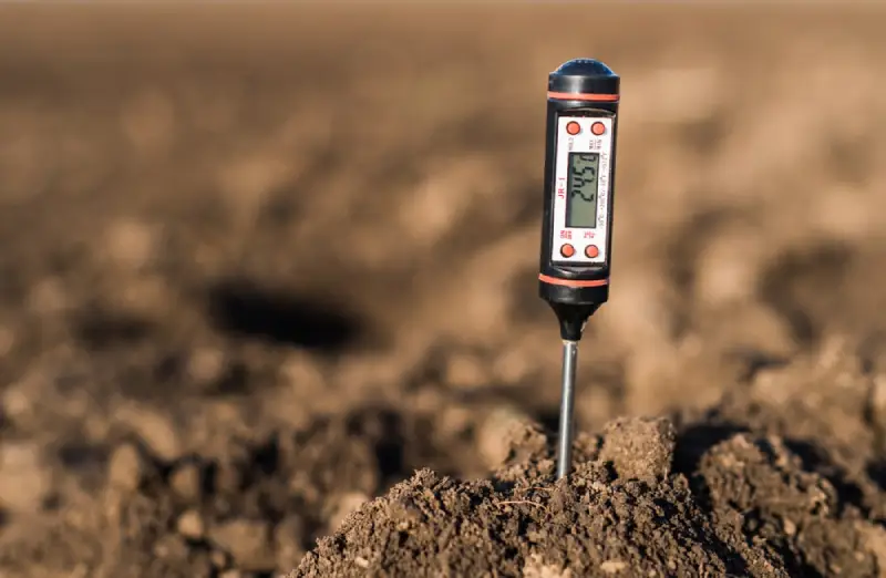 Soil meter for PH, temperature and moisture testing