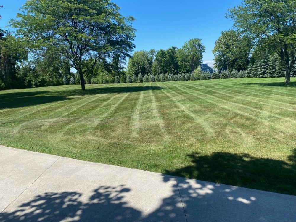 Lawn & Garden Crew